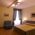 Palazzo Donarelli *
