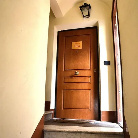 Palazzo Donarelli Daire